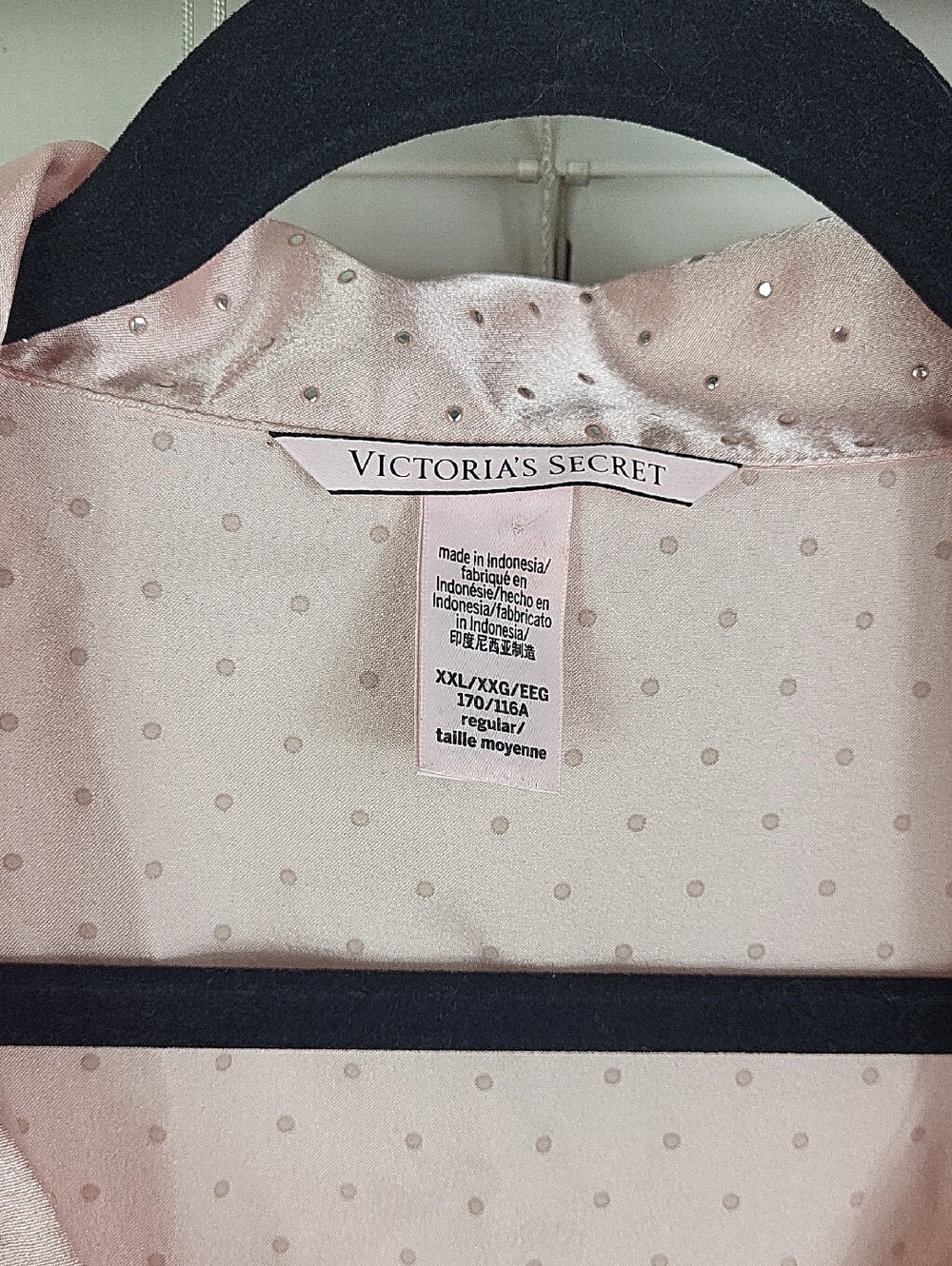 NWOT VICTORIA'S SECRET Dew Drop Satin Long Pajama Set Pink rhinestones. Size XXL - Picture 8 of 16